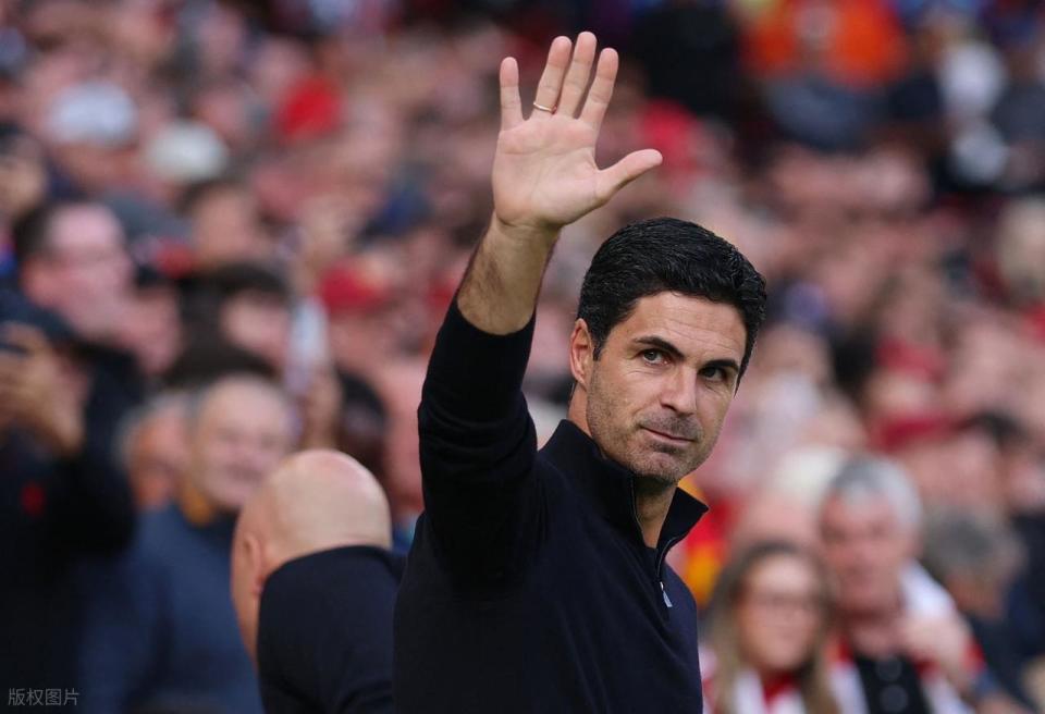 场就受伤, 与老队友萨