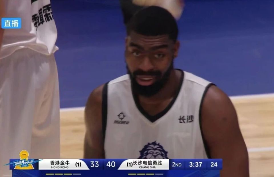 一中后突破, 厄特尔抢断