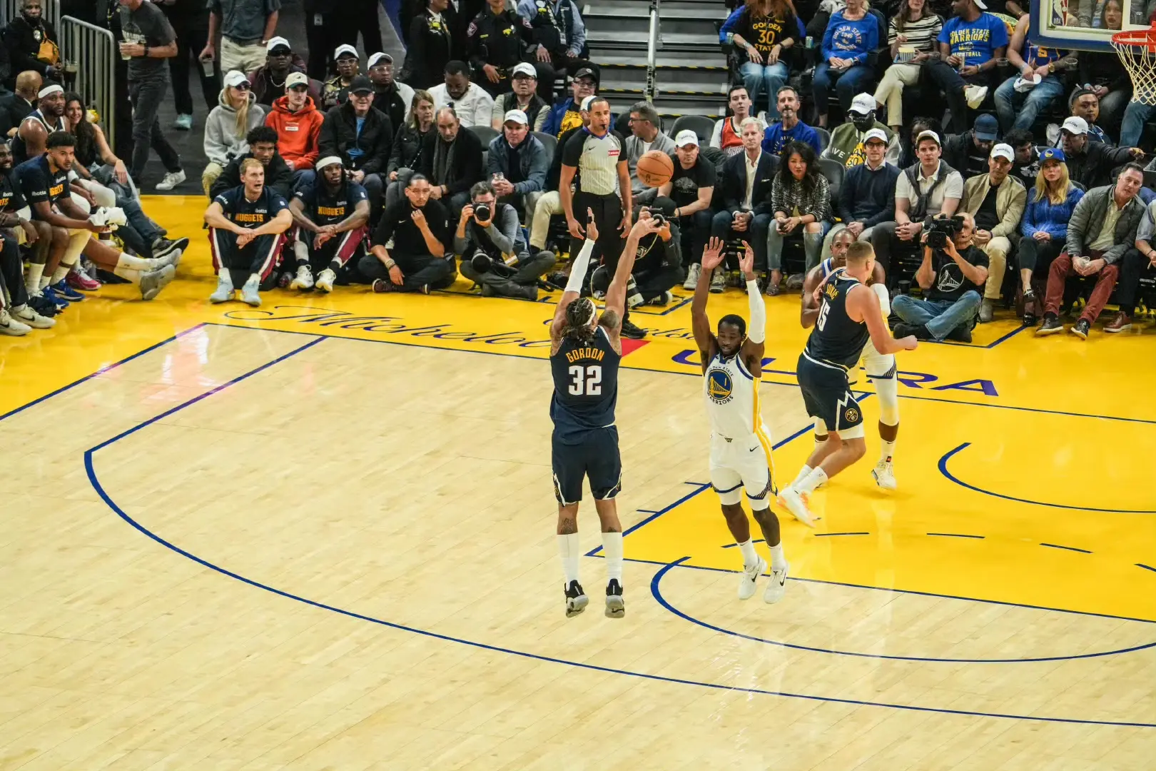 站出来给予 站出来给予