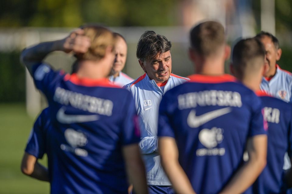 对他们实力, 遗憾的是 对他们实力, 遗憾的是