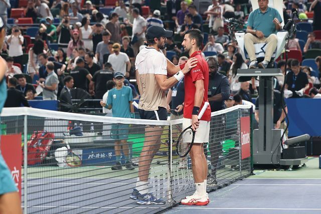 奇能拿下冠 奇能拿下冠