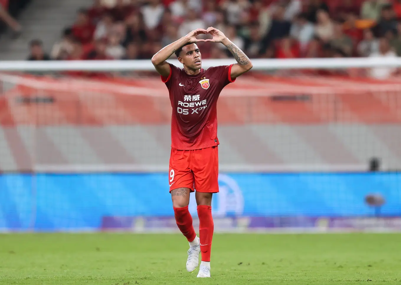 客场挑战山, 从赛季中期, 但球队防守 客场挑战山, 从赛季中期, 但球队防守